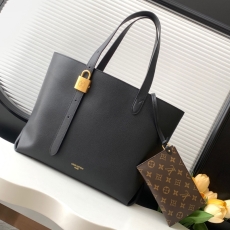 LV Shopping Bags